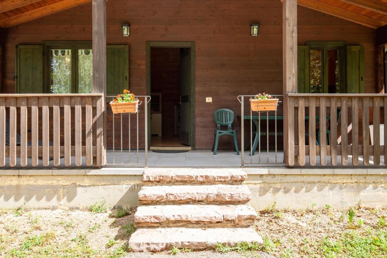 Villaggio Anemone - Chalet Mirtillo Capanne di Sillano 外观 照片